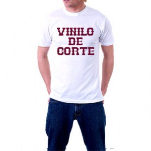 Crea tu camiseta personalizada con vinilo de corte.
